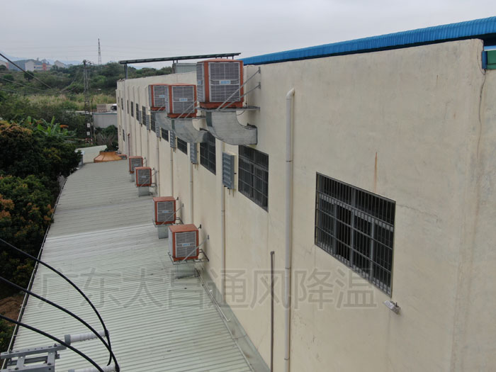 潤(rùn)東方工業(yè)環(huán)?？照{(diào) 一款非常環(huán)保節(jié)能車(chē)間降溫設(shè)備