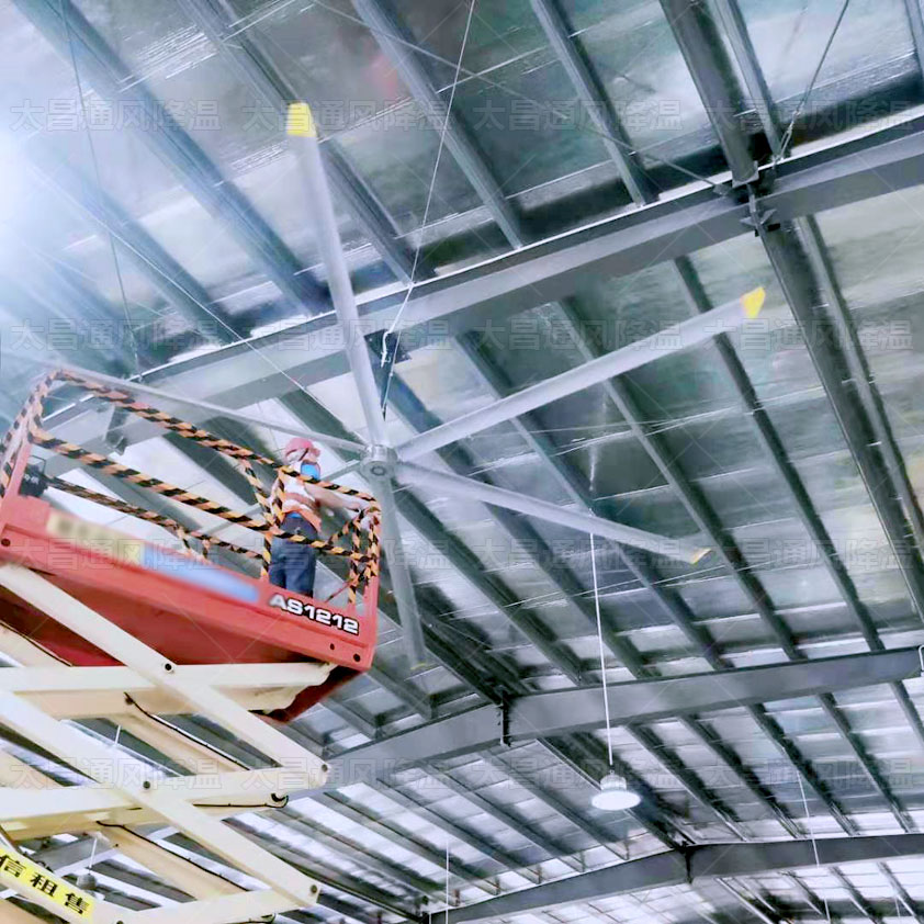 為什么安裝工業(yè)大風(fēng)扇的工廠越來越多？