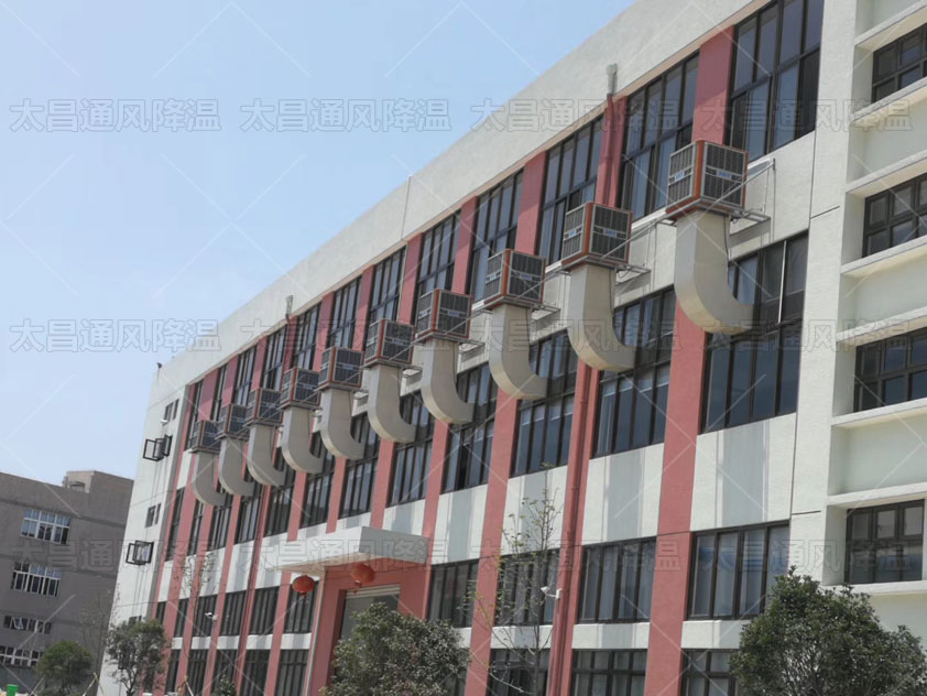 工廠降溫通風(fēng) 高溫悶熱車間安裝節(jié)能環(huán)?？照{(diào)