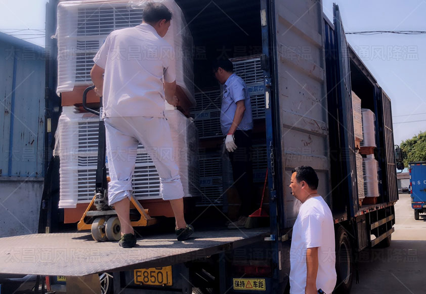 夏日將近，工業(yè)廠房降溫用什么方案和設(shè)備呢？