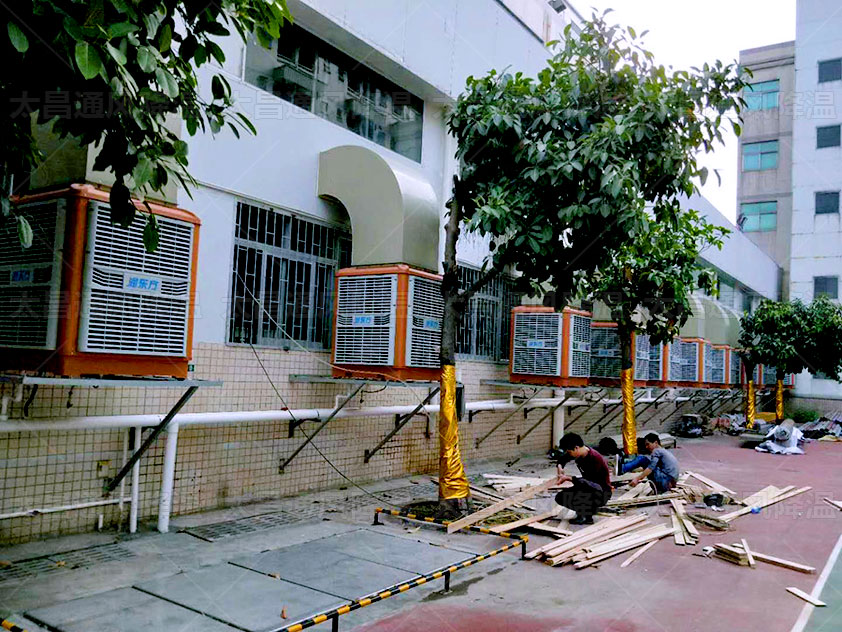 找廠(chǎng)房降溫設(shè)備,千萬(wàn)不要錯(cuò)過(guò)潤(rùn)東方環(huán)?？照{(diào)