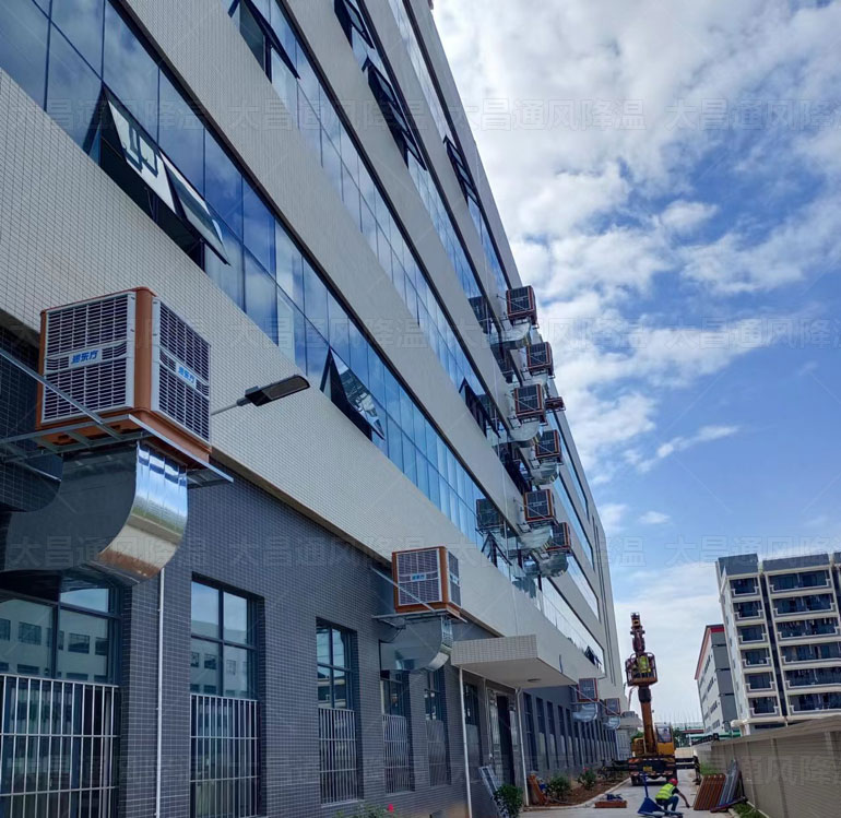 廠房車間很熱怎么降溫?用節(jié)能環(huán)保空調(diào)方案快速解決